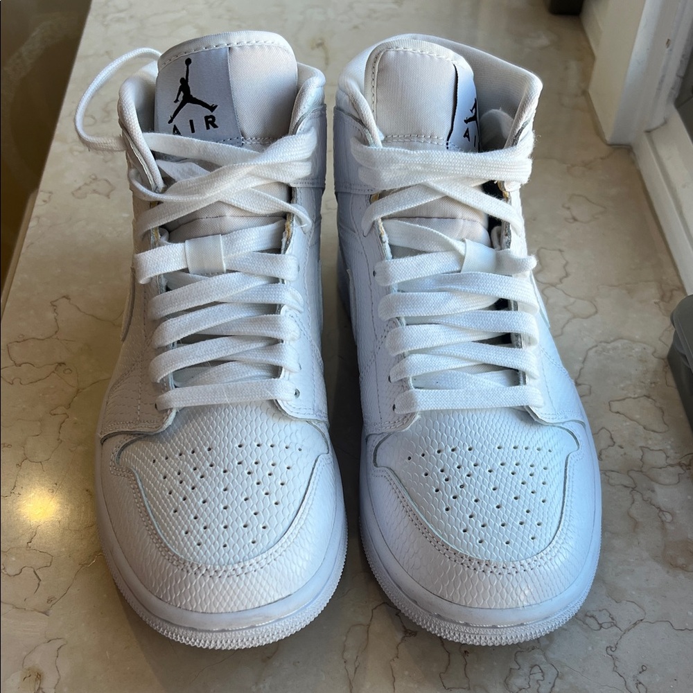 Nike White Athletic Shoes